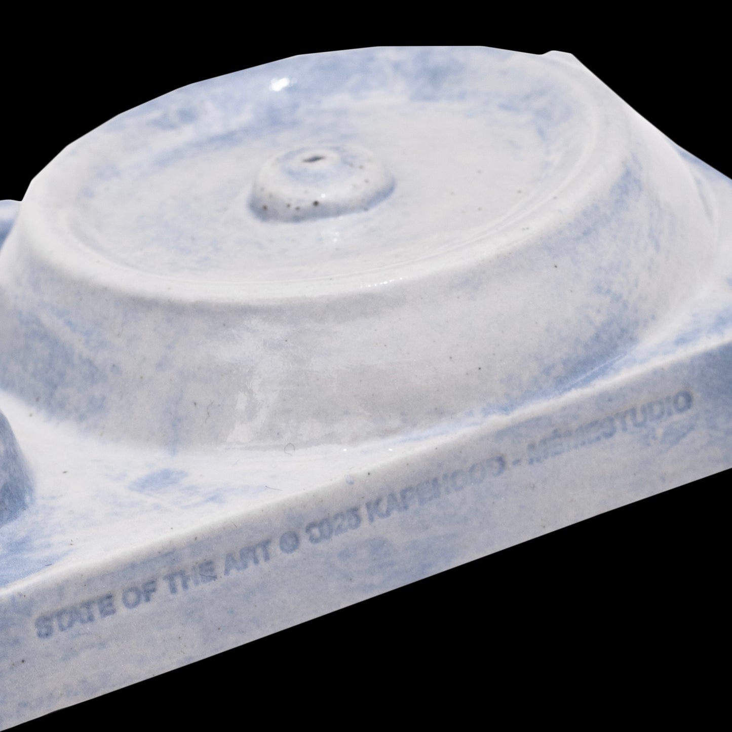 TURNTABLE INCENSE HOLDER (KAPEHOOD - MÉME STUDIO)
